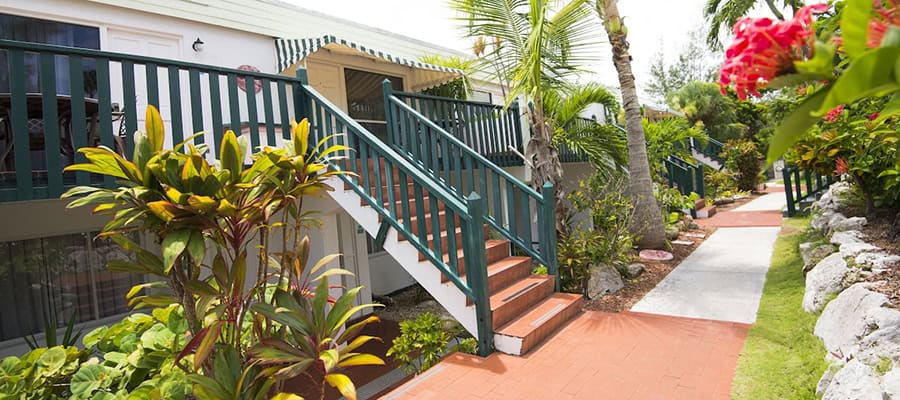 Bahamas bayview suites