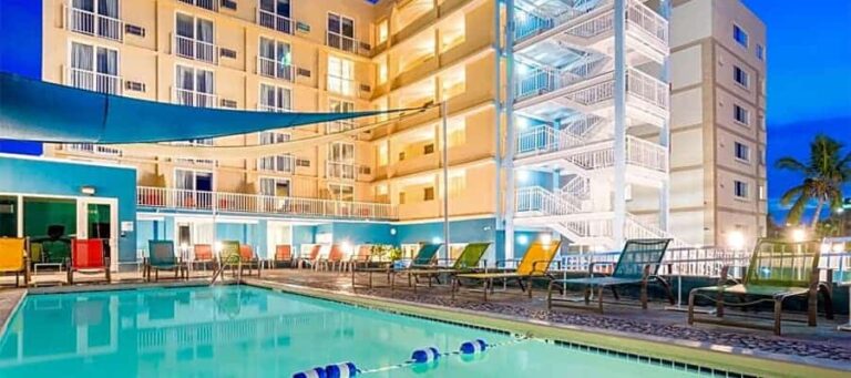 Bahamas holiday inn express
