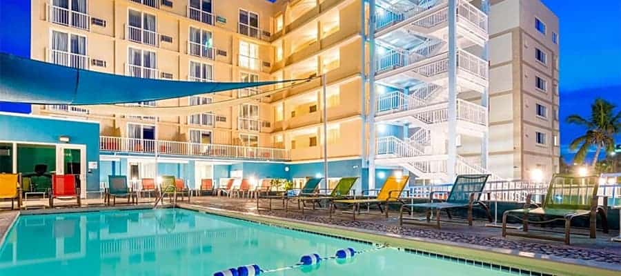 Bahamas holiday inn express.jpg