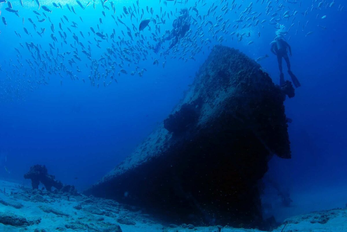 Bvi experiences dive sites.jpg